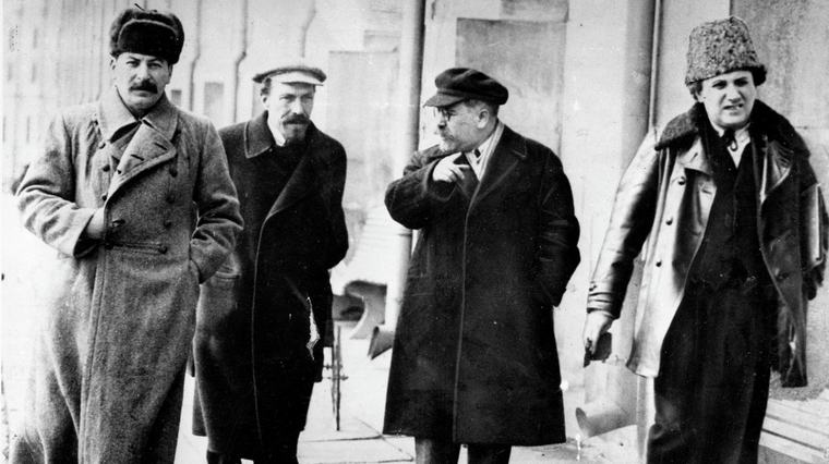 Dnes soudruh, zítra zrádce. Jak sovětský systém požíral vlastní elity