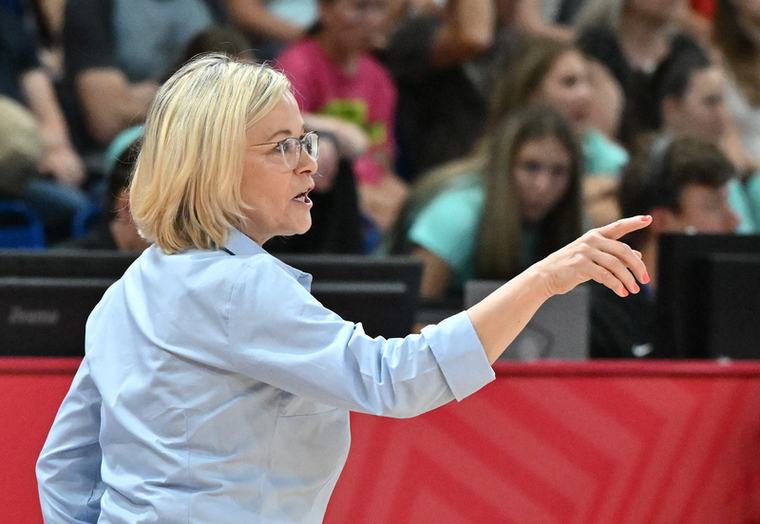 Basketbalistky vstoupily do MS v Berlíně porážkou s Itálií 54:63