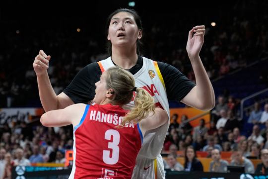 Bojovaly jsme až do konce, řekla po prohře basketbalistek s Čínou Hanušová