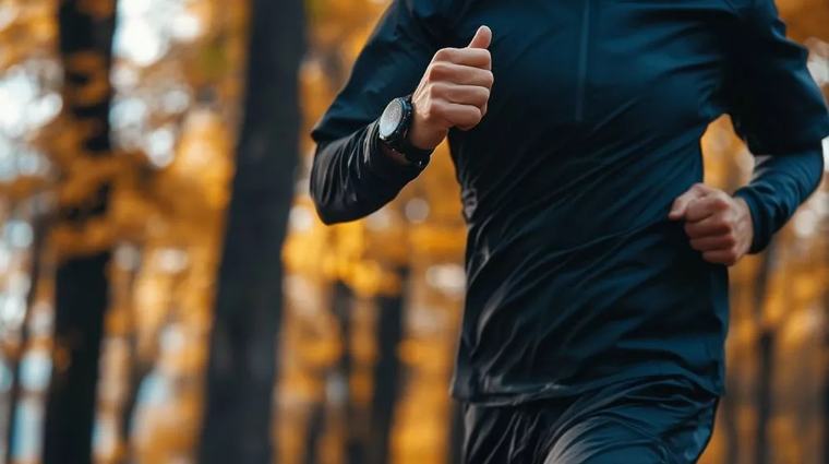 Válka na trhu s chytrými hodinkami. Garmin tvrdě bojuje s Applem a Samsungem