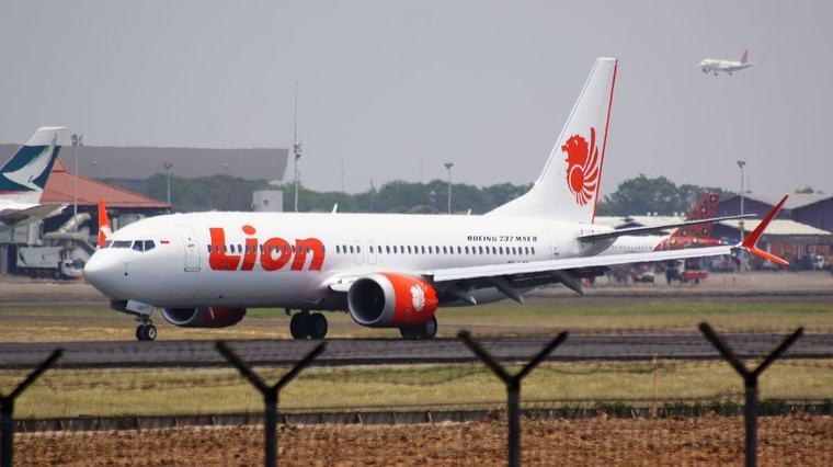 Obří kauza začala v moři. Proč se 737 MAX Lion Air v roce 2018 obrátil proti pilotům?