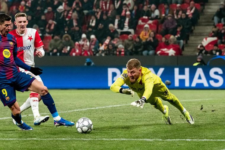 Brankář Staněk míří ze Slavie do Saúdské Arábie. V zimě se může vrátit