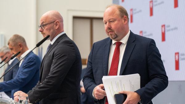 Jiřikovský odvolal miliardový bitcoinový dar pro nevděk. Tejc na to nasazuje advokáty