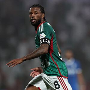 Wijnaldum bude pokračovat v Saúdské Arábii. Bývalá opora Liverpoolu se upsala Al Ittihadu