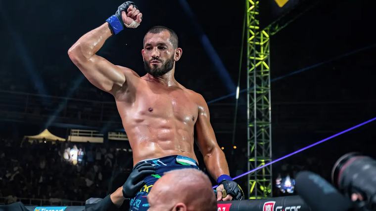 Muradov kývl na velký bizár. Šéf Oktagonu si nebral servítky
