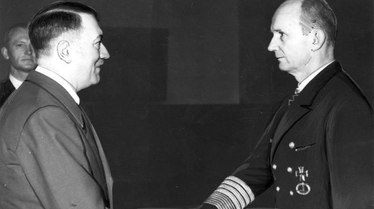 Karl Dönitz: Nástupce Adolfa Hitlera, který dostal směšný trest a dožil v klidu v Západním Německu