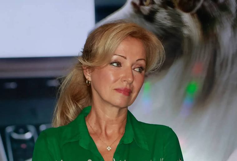 Kateřina Brožová zastínila i zámeckou kulisu: V plavkách na sebe strhla veškerou pozornost