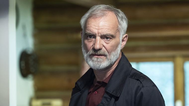 Recenze: Docent s Trojanem a Rambou se trochu zlepšil. Ale pořád je to málo