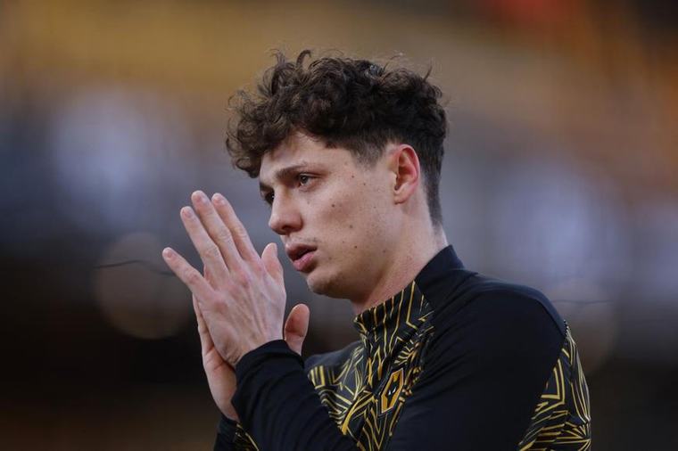 Trenér Wolves promluvil o Krejčího propíraném odchodu. Popsal, co od Čecha požaduje
