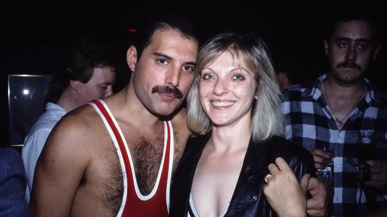 Cítila jsem se jako pes, říká Mary Austinová o posledních slovech, která jí řekl Freddie Mercury