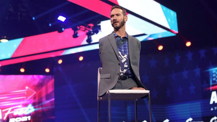 Ve škole Nicka šikanovali a chtěl se utopit. Dnes motivuje miliony lidí a setkává se s prezidenty