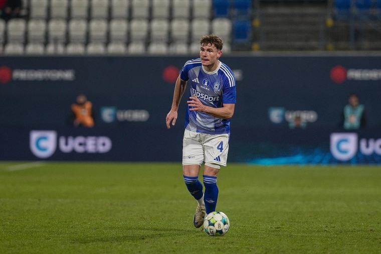 Obránce Elbel, potrestaný v korupční kauze, v Sigmě Olomouc končí