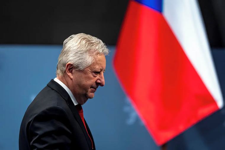 Federální soud prodloužil zákaz Trumpova omezení korespondenčního hlasování