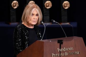 Zemřela americká bojovnice za práva žen Gloria Steinemová, bylo jí 92 let