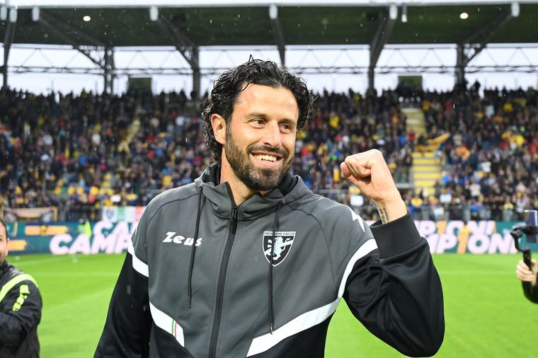 Třikrát a dost. Fiorentina utratila 130 milionů za nový tým, trenérovi nedala ani tři měsíce