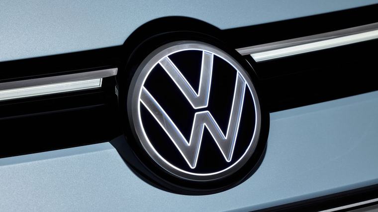 Volkswagen chce prodat či snížit podíly ve víc než 700 firmách